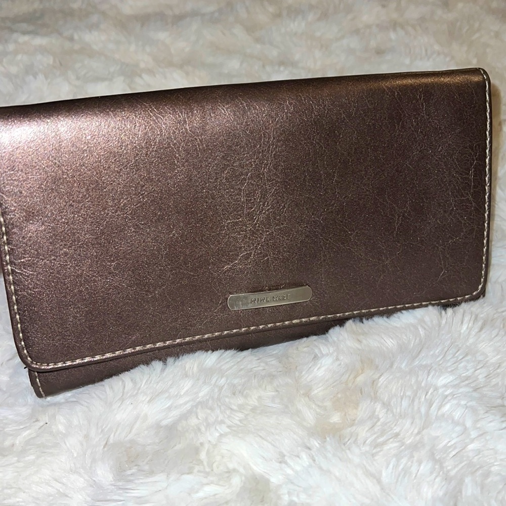 Nine West GUC Leather Wallet